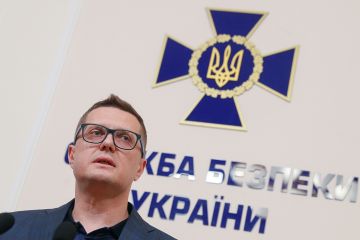 Баканов назвал манипуляцией информацию об управлении им испанской фирмой Баканов назвал манипуляцией информацию об управлении им испанской фирмой