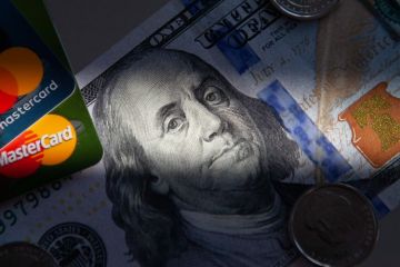 Нацбанк поки що збереже поточний фіксований курс долара Нацбанк поки що збереже поточний фіксований курс долара