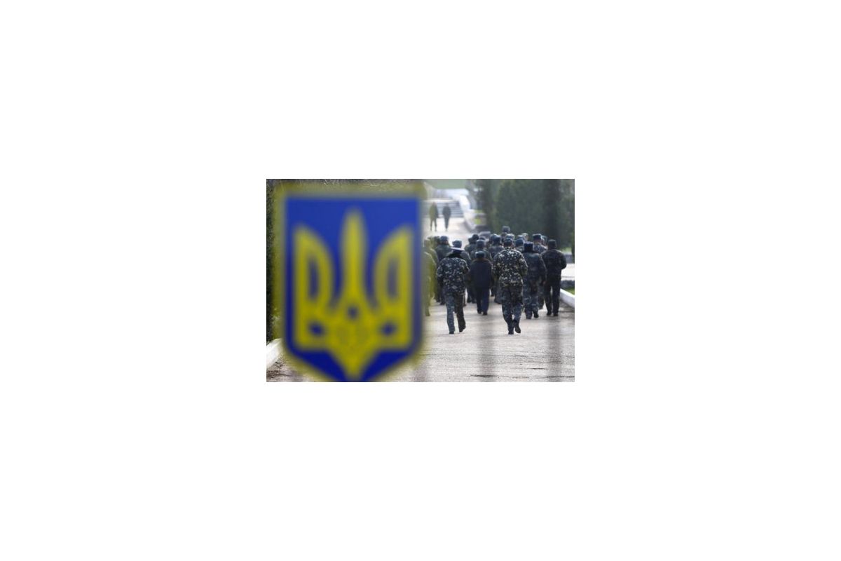 Перейшли на бік ворога - двом поліцейським заочно повідомлено про підозру у державній зраді Перейшли на бік ворога - двом поліцейським заочно повідомлено про підозру у державній зраді