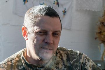 У районі траси Бахмут — Лисичанськ на Луганщині загинув військовий Валерій Гонта, який пройшов бої за Донецький аеропорт, бої на Світлодарській дузі та за Піски. У районі траси Бахмут — Лисичанськ на Луганщині загинув військовий Валерій Гонта, який пройшов бої за Донецький аеропорт, бої на Світлодарській дузі та за Піски.