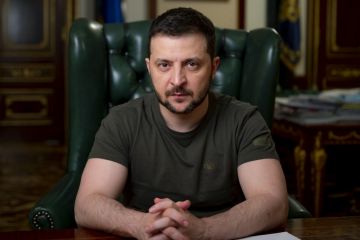 Ті, хто радить Україні віддати Росії території, не хочуть бачити звичайних українців, які там живуть – звернення Президента Володимира Зеленського Ті, хто радить Україні віддати Росії території, не хочуть бачити звичайних українців, які там живуть – звернення Президента Володимира Зеленського