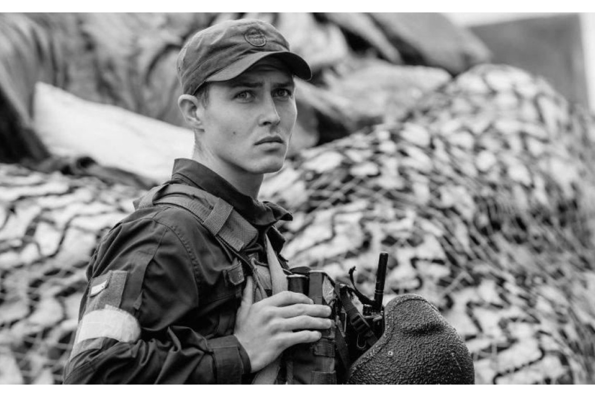 У Києві голова Макарівського районного суду Олексій Тандир збив на смерть 23-річного нацгвардійця на блокпосту У Києві голова Макарівського районного суду Олексій Тандир збив на смерть 23-річного нацгвардійця на блокпосту