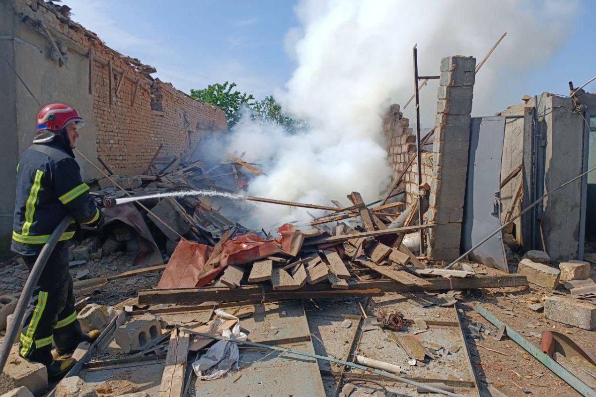 Окупанти вдарили з артилерії по Гуляйполю в Запорізькій області Окупанти вдарили з артилерії по Гуляйполю в Запорізькій області