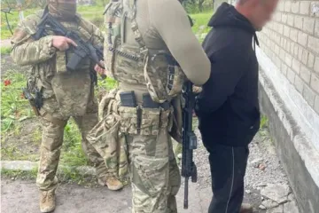 ​Наводив окупантів на місця дислокації українських військових у Покровському районі – підозрюється учасник агентурної мережі фсб рф
