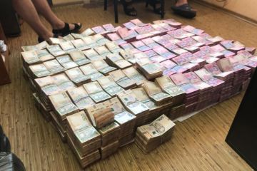 Викрито схему ухиляння від податків, та вилучено 50 мільйонів гривень від реалізації тютюнових виробів за фіктивними документами Викрито схему ухиляння від податків, та вилучено 50 мільйонів гривень від реалізації тютюнових виробів за фіктивними документами