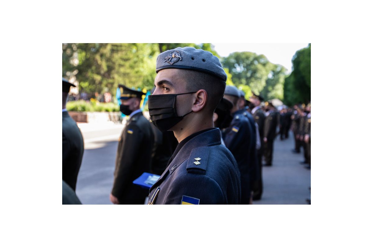 Сьогодні, до лав Сил спеціальних операцій ЗС України, приєднались молоді та перспективні офіцери – випускники! Сьогодні, до лав Сил спеціальних операцій ЗС України, приєднались молоді та перспективні офіцери – випускники!