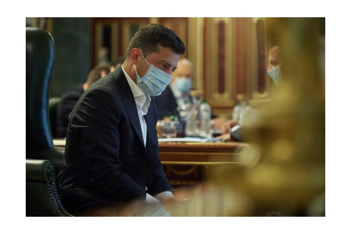 Зеленський пропонує пом'якшити в’їзд в Україну для громадян Білорусі Зеленський пропонує пом'якшити в’їзд в Україну для громадян Білорусі