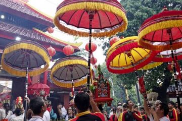 Іноземні туристи не матимуть змоги відвідати Балі до кінця року Іноземні туристи не матимуть змоги відвідати Балі до кінця року