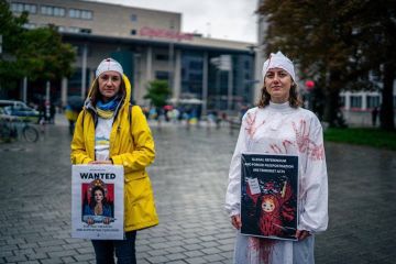 У німецькому Аугсбурзі відбувся мовчазний мітинг У німецькому Аугсбурзі відбувся мовчазний мітинг