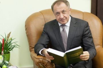 ГЛАВА РАДИ НБУ БОГДАН ДАНИЛИШИН: СТРАТЕГІЧНОМУ ПАРТНЕРСТВУ УКРАЇНИ З МІЖНАРОДНИМ ВАЛЮТНИМ ФОНДОМ НІЧОГО НЕ ЗАГРОЖУЄ ГЛАВА РАДИ НБУ БОГДАН ДАНИЛИШИН: СТРАТЕГІЧНОМУ ПАРТНЕРСТВУ УКРАЇНИ З МІЖНАРОДНИМ ВАЛЮТНИМ ФОНДОМ НІЧОГО НЕ ЗАГРОЖУЄ