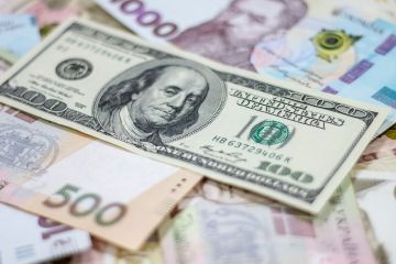 Курс НБУ на 26 октября. После выборов в Украине подорожали доллар и евро Курс НБУ на 26 октября. После выборов в Украине подорожали доллар и евро