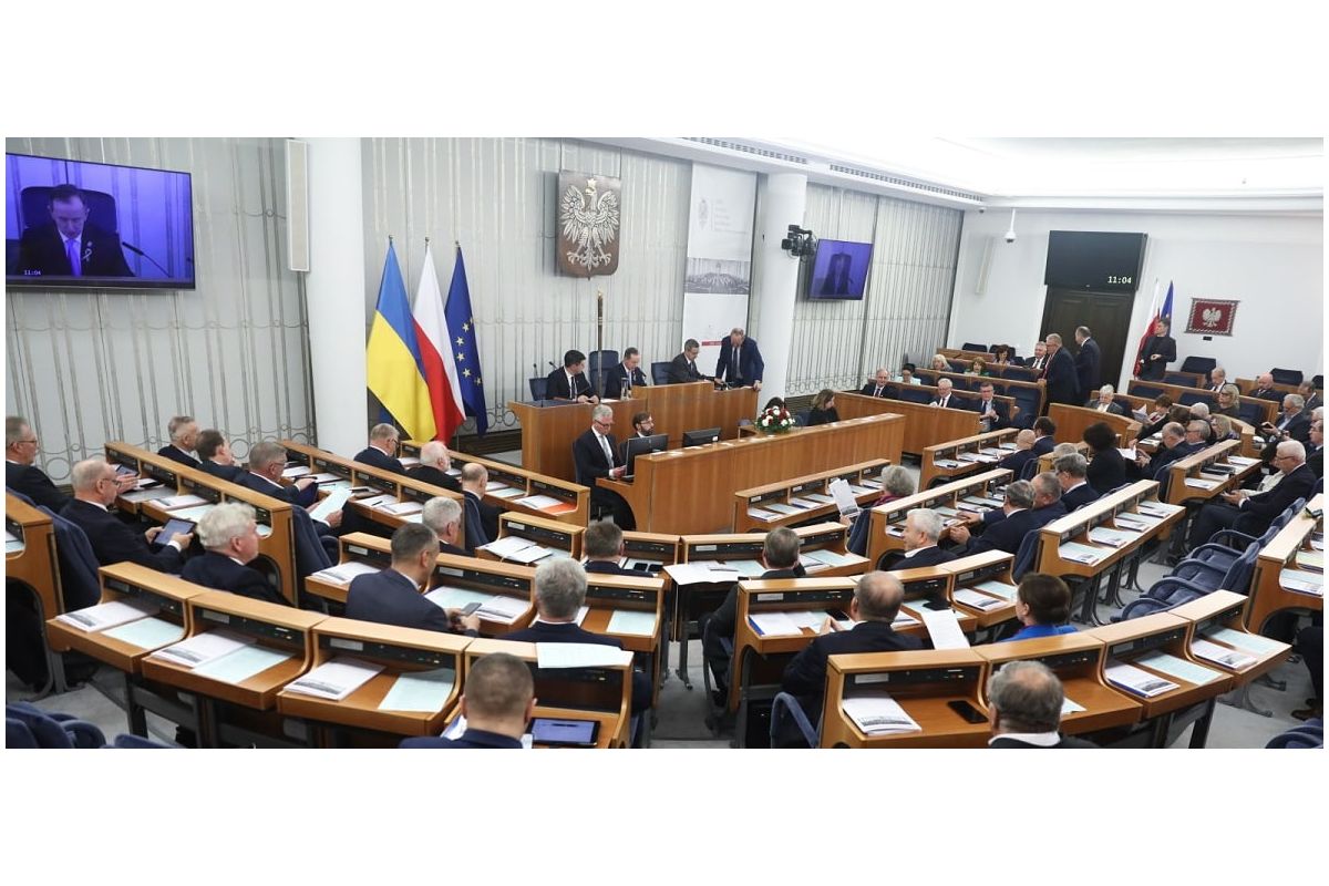 Сенат Польщі визнав владу Російської Федерації терористичним режимом Сенат Польщі визнав владу Російської Федерації терористичним режимом