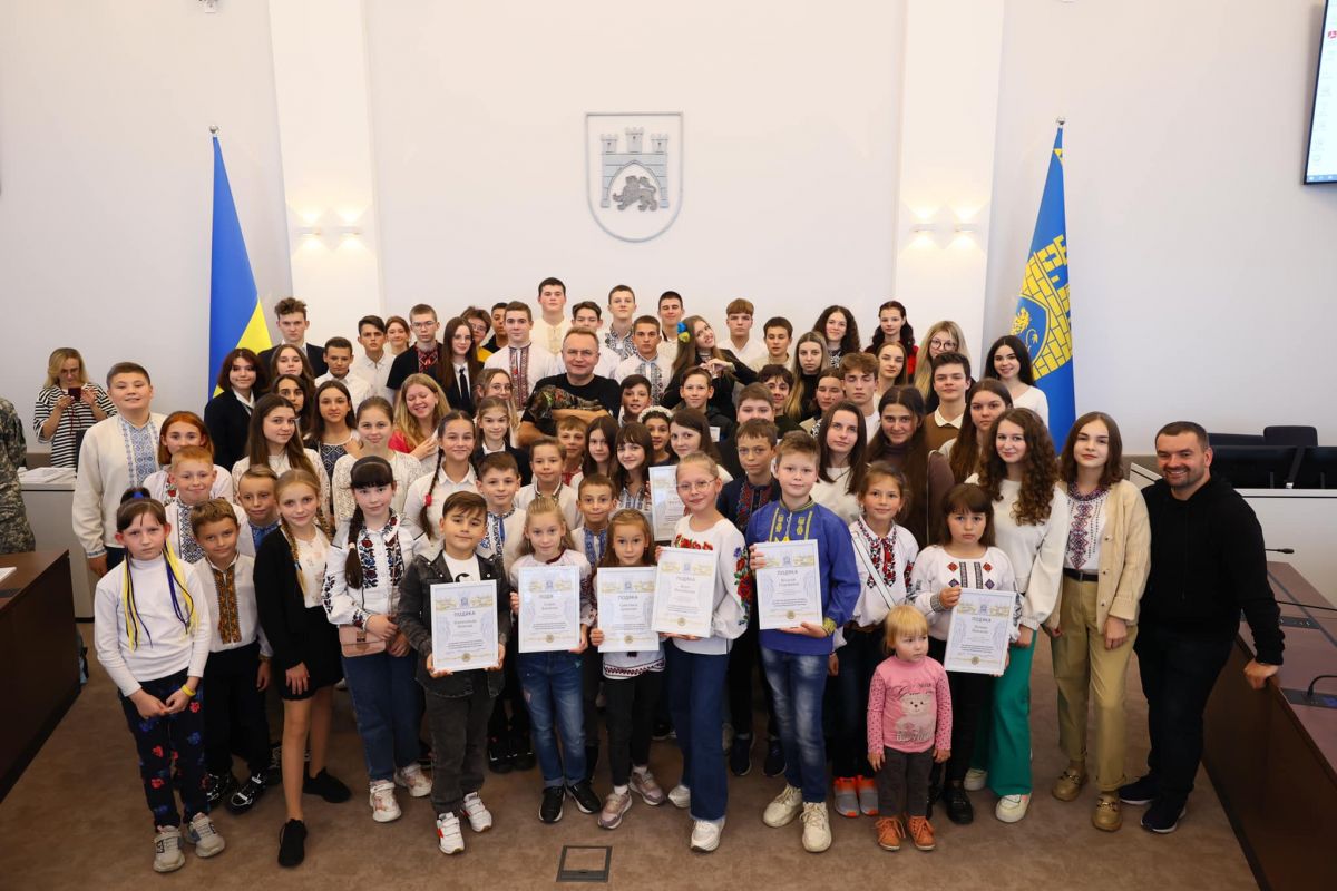 У Львові реалізовується проєкт «Громада, дружня для дітей та молоді» У Львові реалізовується проєкт «Громада, дружня для дітей та молоді»