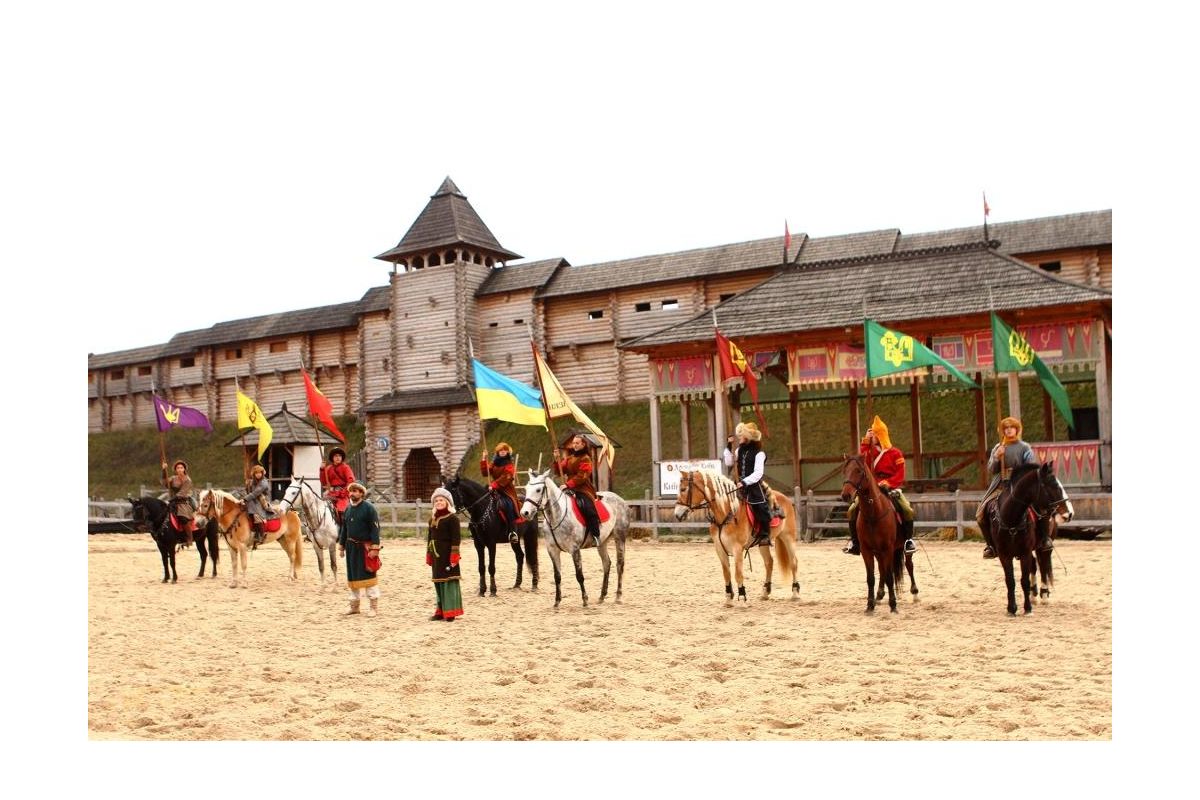 Під Києвом зустрінуть зиму за стародавніми традиціями Під Києвом зустрінуть зиму за стародавніми традиціями