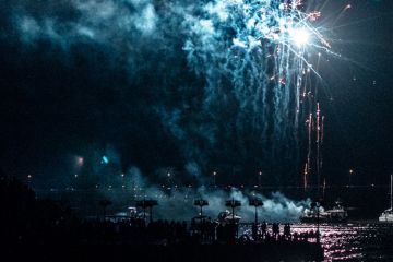 Скільки в Дніпрі витрачали на новорічні свята за останні три роки Скільки в Дніпрі витрачали на новорічні свята за останні три роки