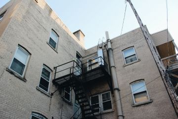 Замість хуліганства - неможливі умови для життя Замість хуліганства - неможливі умови для життя