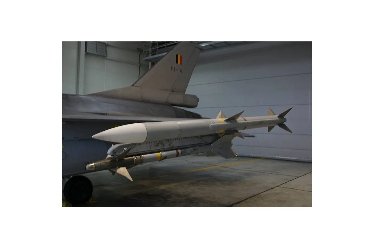 Бельгія передасть Україні ракети AIM-120 AMRAAM для NASAMS та стрілецьку зброю, – L'Echo