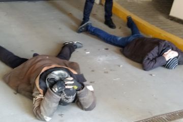 У Києві судові охоронці затримали двох підозрілих осіб, які здійснювали розвідувальні заходи будівлі вищого органу системи правосуддя держави    У Києві судові охоронці затримали двох підозрілих осіб, які здійснювали розвідувальні заходи будівлі вищого органу системи правосуддя держави