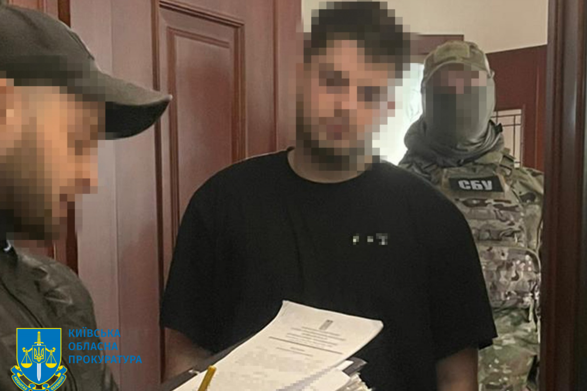 Стріляли зі зброї та вигукували гасла країни-агресора – розпочато розслідування Стріляли зі зброї та вигукували гасла країни-агресора – розпочато розслідування