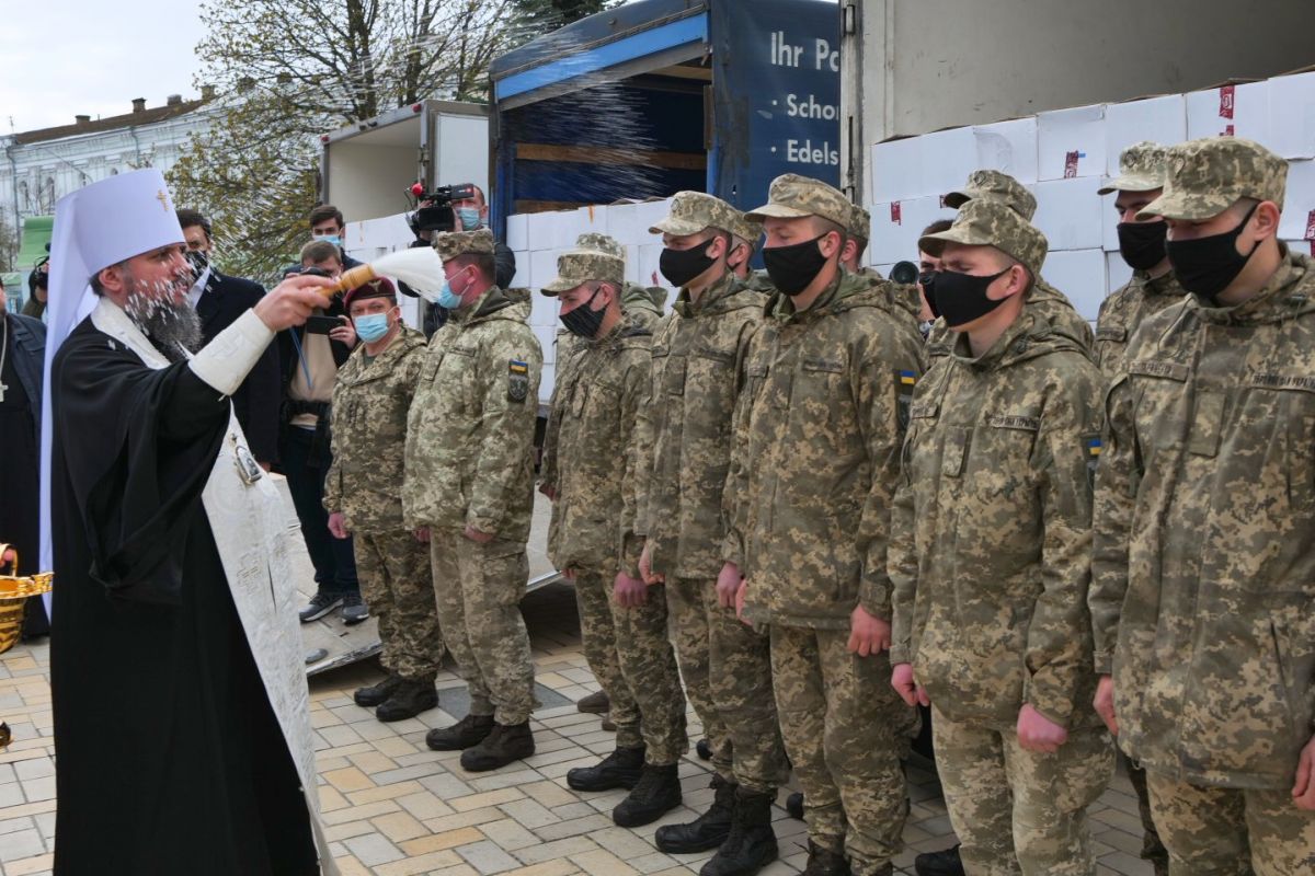 ВЕЛИКОДНІ ПАСКИ ЗАХИСНИКАМ УКРАЇНИ