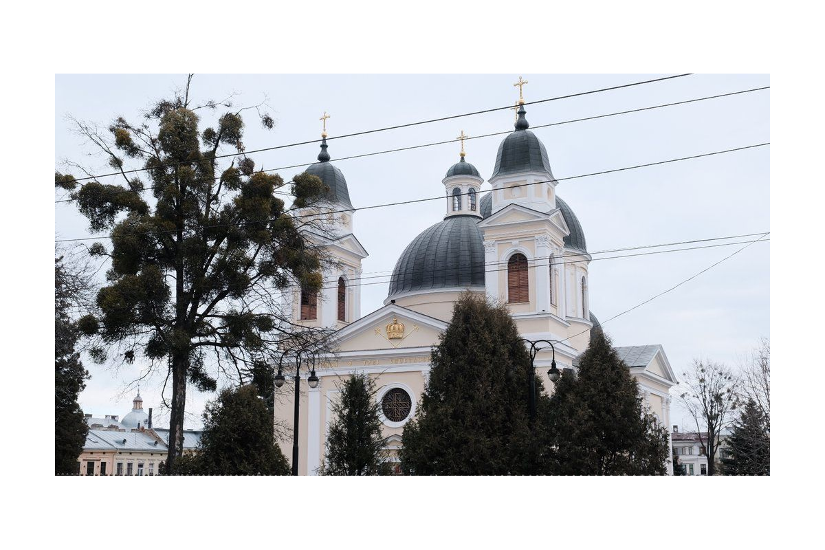 У Чернівцях УПЦ МП позбавили права користування землями