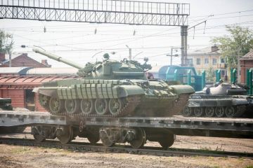 Росія у війні використовує 50-річні танки Т-62, це підкреслює дефіцит у неї сучасного обладнання – британська розвідка Росія у війні використовує 50-річні танки Т-62, це підкреслює дефіцит у неї сучасного обладнання – британська розвідка