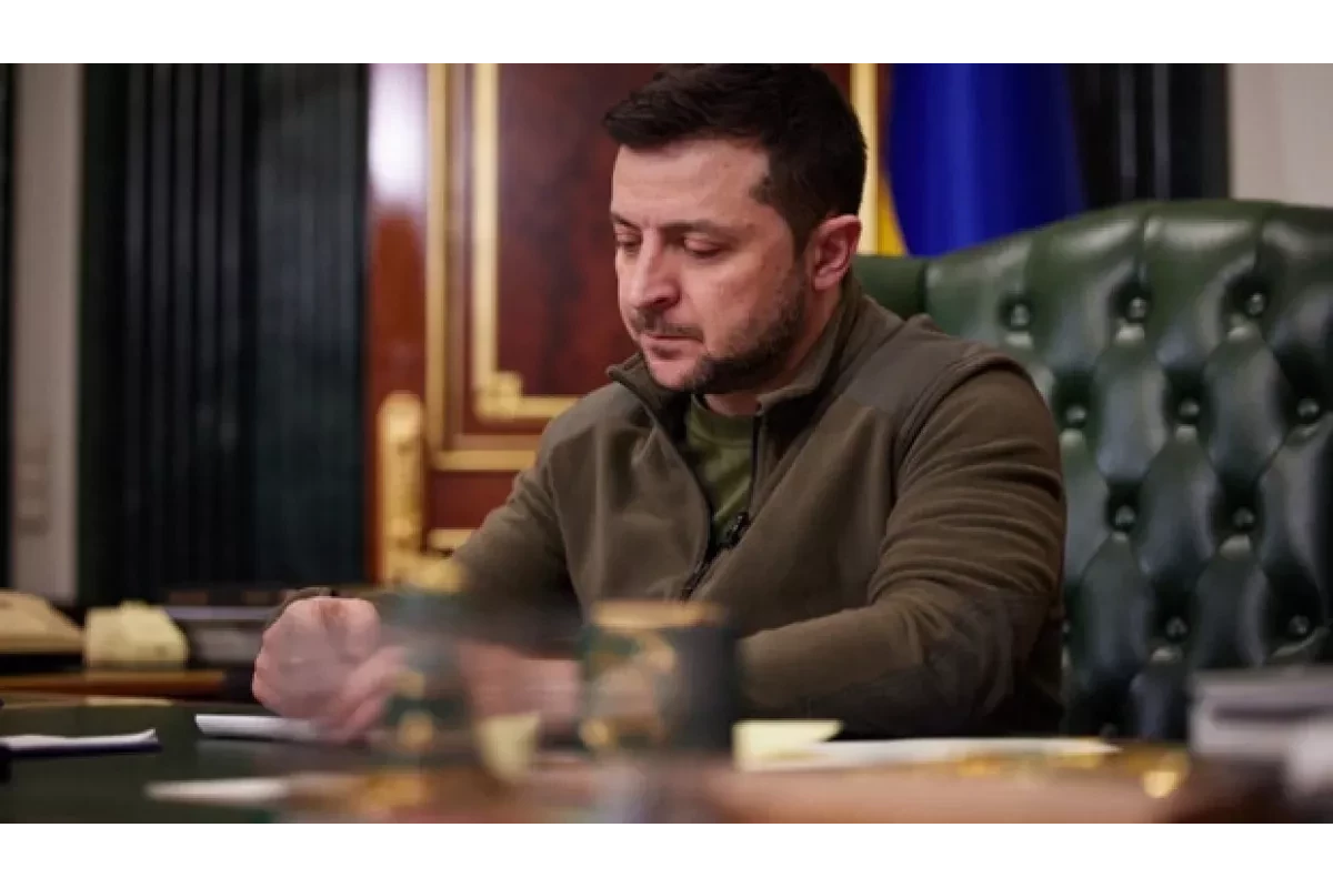 Президент увів у дію нові санкції проти 51 фізичної та 220 юридичних осіб Президент увів у дію нові санкції проти 51 фізичної та 220 юридичних осіб