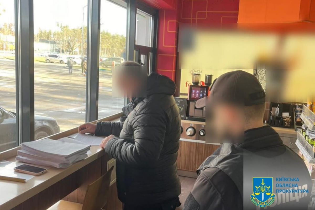 Незаконно видав ордер на квартиру наближеному працівнику – судитимуть директора держпідприємства інституту НААН України Незаконно видав ордер на квартиру наближеному працівнику – судитимуть директора держпідприємства інституту НААН України