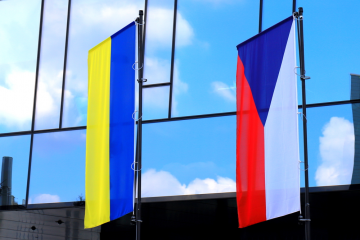 Чехія пообіцяла більше військової техніки для України, — міністр оборони Чехії Чехія пообіцяла більше військової техніки для України, — міністр оборони Чехії