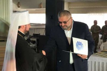 Арутюнян Еміль Карленович: дніпровський меценат став почесним гостем на Всеукраїнському з’їзді військових капеланів  Арутюнян Еміль Карленович: дніпровський меценат став почесним гостем на Всеукраїнському з’їзді військових капеланів