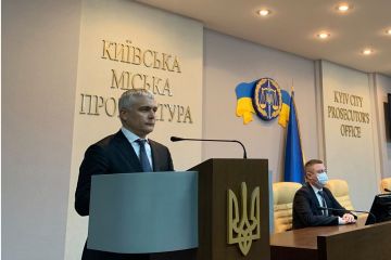 Кипер Олег занял именно свое место - от этого уголовники должны волноваться, а миллионы киевлян могут испытывать спокойную радость Кипер Олег занял именно свое место - от этого уголовники должны волноваться, а миллионы киевлян могут испытывать спокойную радость