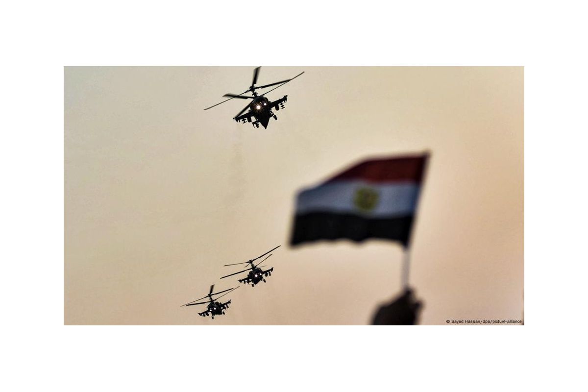 Єгипет стягує війська до кордону з Сектором Гази Єгипет стягує війська до кордону з Сектором Гази