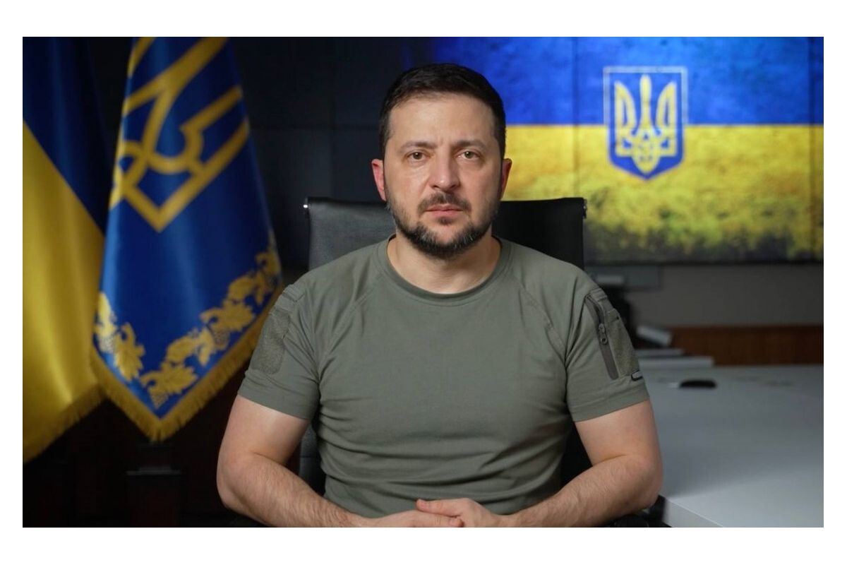 Українці пройшли через дуже страшні речі. І попри все зберегли здатність не підкорюватися та свою волелюбність. Колись нас хотіли знищити голодом, тепер – темрявою та холодом - Володимир Зеленський Українці пройшли через дуже страшні речі. І попри все зберегли здатність не підкорюватися та свою волелюбність. Колись нас хотіли знищити голодом, тепер – темрявою та холодом - Володимир Зеленський