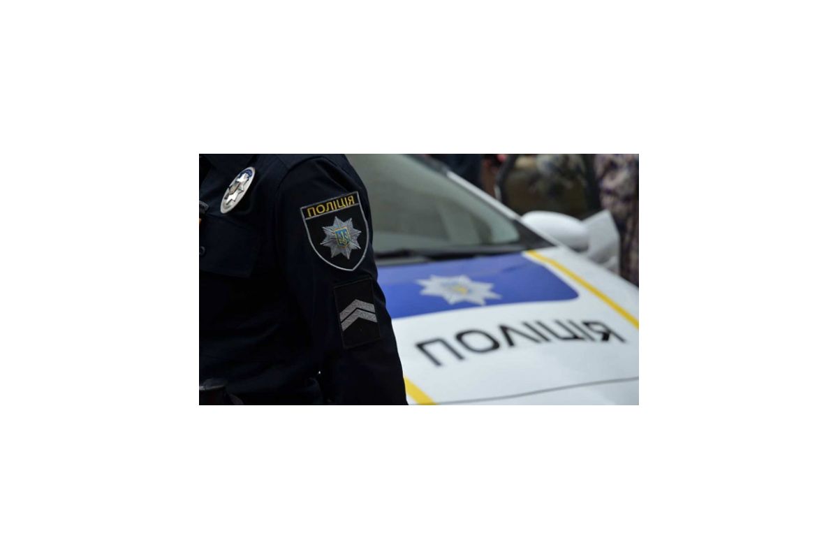 Двоє поліцейських відповідатимуть у суді за підроблення допиту свідка Двоє поліцейських відповідатимуть у суді за підроблення допиту свідка