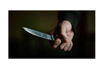 Перед судом постане чоловік, який у стані алкогольного сп’яніння вдарив свого товариша ножем у серце Перед судом постане чоловік, який у стані алкогольного сп’яніння вдарив свого товариша ножем у серце