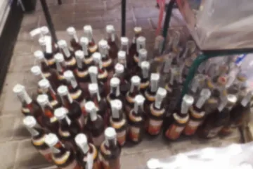 ​За втручання прокуратури з обігу вилучено майже 200 пляшок горілки, маркованих підробленими акцизними марками
