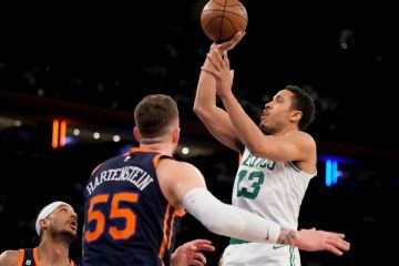 Розкішна контратака "Бостона" після блокшота: момент дня в НБА Розкішна контратака "Бостона" після блокшота: момент дня в НБА