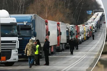 ​Польські фермери продовжують блокувати пункти пропуску на кордоні