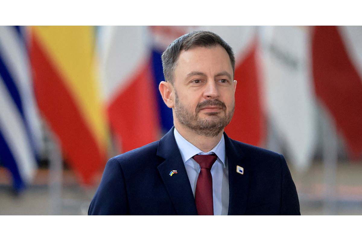 Прем'єр-міністр Словаччини Едуард Хегер запропонував назавжди скасувати мита на експорт із України до Євросоюзу. Прем'єр-міністр Словаччини Едуард Хегер запропонував назавжди скасувати мита на експорт із України до Євросоюзу.