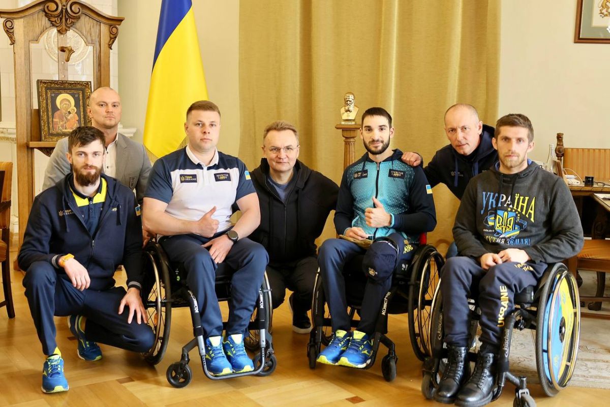 Російське вторгнення в Україну : Наші нескорені спортсмени повернулись з Invictus Games Російське вторгнення в Україну : Наші нескорені спортсмени повернулись з Invictus Games