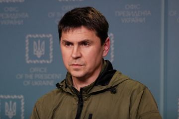 Советник руководителя ОПУ Михаил Подоляк: Украина будет защищать себя ударами по складам и базам россии Советник руководителя ОПУ Михаил Подоляк: Украина будет защищать себя ударами по складам и базам россии