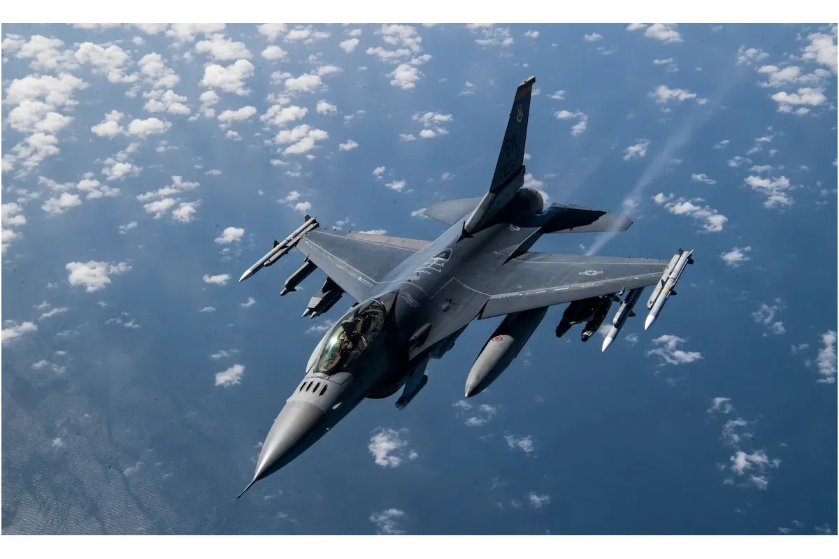 Бельгія передбачає передачу Україні 30 винищувачів F-16 до 2028 року Бельгія передбачає передачу Україні 30 винищувачів F-16 до 2028 року