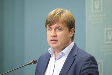 Уголь для «Центрэнерго»: Остановка обогатительных фабрик и тайные переговоры с Герусом Уголь для «Центрэнерго»: Остановка обогатительных фабрик и тайные переговоры с Герусом