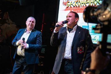 З ДНЕМ НАРОДЖЕННЯ МАЕСТРО! СЬОГОДНІ У ЗІРКИ СВІТОВОЇ ВЕЛИЧИНИ ВОЛОДИМИРА ГРИШКО ЮВІЛЕЙ – ВІТАЮ ТЕБЕ МІЙ ДРУЖЕ!  З ДНЕМ НАРОДЖЕННЯ МАЕСТРО! СЬОГОДНІ У ЗІРКИ СВІТОВОЇ ВЕЛИЧИНИ ВОЛОДИМИРА ГРИШКО ЮВІЛЕЙ – ВІТАЮ ТЕБЕ МІЙ ДРУЖЕ!