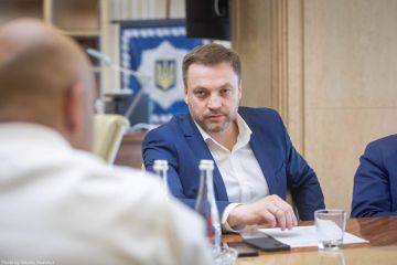 Посилення контролю за великогабаритним та великоваговим транспортом – актуальне завдання для МВС – Денис Монастирський Посилення контролю за великогабаритним та великоваговим транспортом – актуальне завдання для МВС – Денис Монастирський