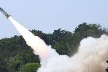 Унаслідок ракетного обстрілу Кропивницького загинули п'ятеро людей, ще 25 отримали поранення Унаслідок ракетного обстрілу Кропивницького загинули п'ятеро людей, ще 25 отримали поранення