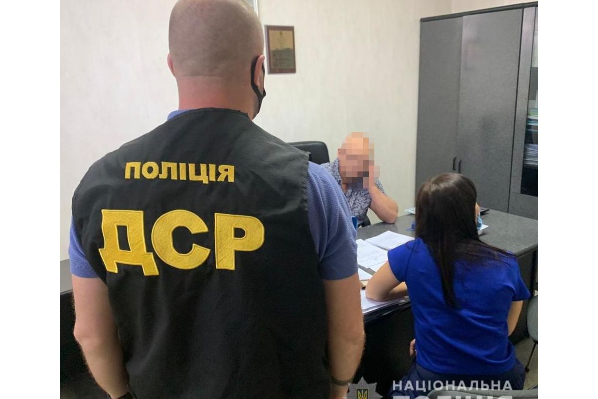 На Дніпропетровщині викрито шахраїв, що заволоділи нерухомістю майже на 9 мільйонів гривень На Дніпропетровщині викрито шахраїв, що заволоділи нерухомістю майже на 9 мільйонів гривень