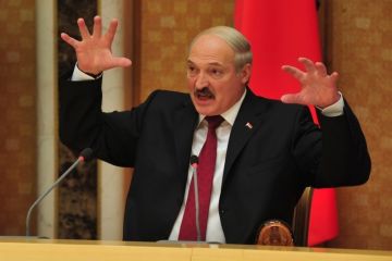 Якщо Дуда не має мізків, то польські військові мають, і вони знають, що возитися з Білоруссю означає негайно отримати ядерну бомбу Якщо Дуда не має мізків, то польські військові мають, і вони знають, що возитися з Білоруссю означає негайно отримати ядерну бомбу