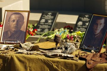 У Синельниковому перепоховали льотчиків Другої світової війни, яких розшукували майже 80 років У Синельниковому перепоховали льотчиків Другої світової війни, яких розшукували майже 80 років