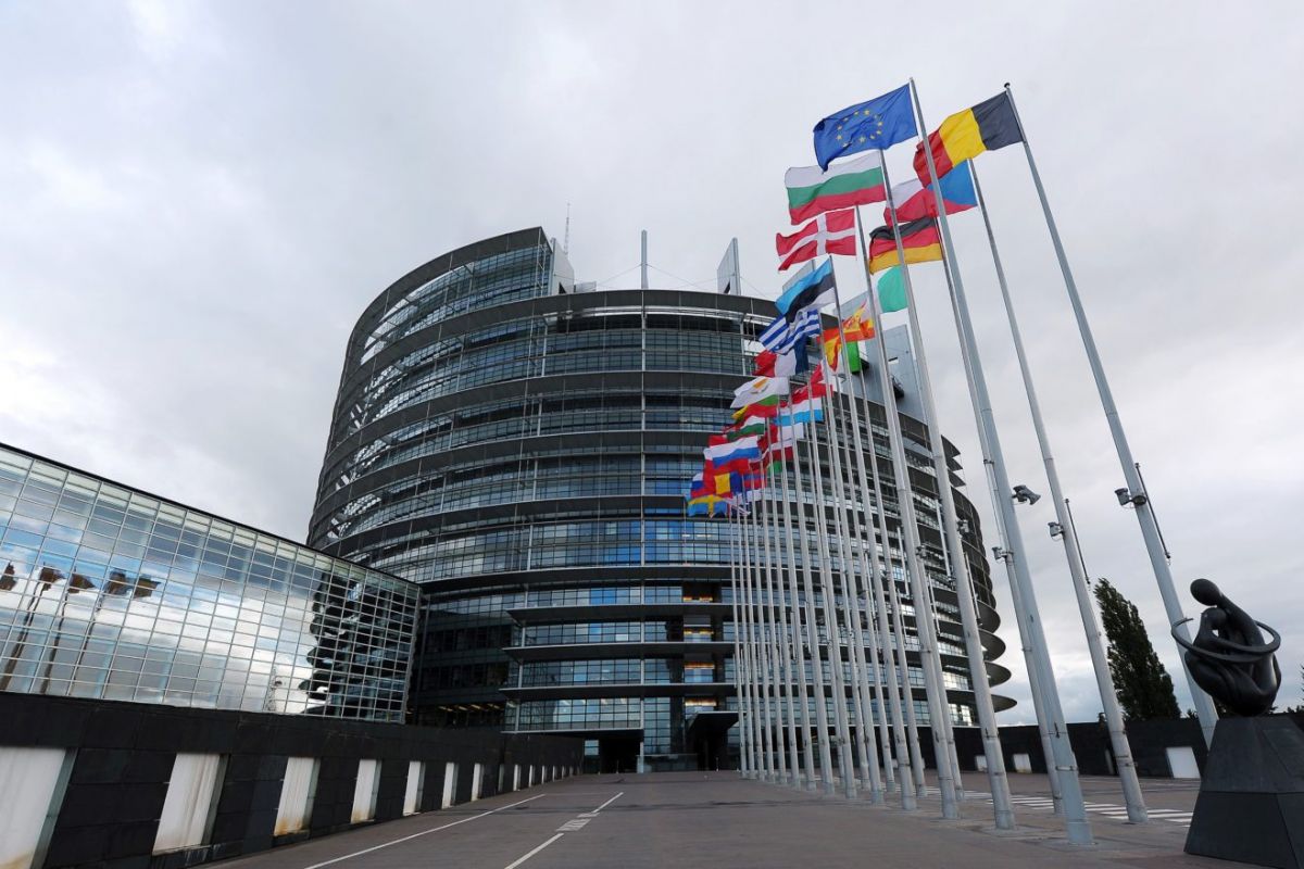 Європейський парламент відтепер вимагатиме для входу паспорт COVID Європейський парламент відтепер вимагатиме для входу паспорт COVID